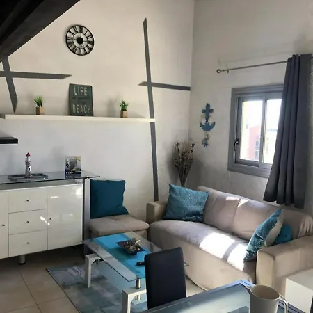 Cap D'agde, 2 Pieces, 6 Personnes - Fr-1-607-90 * Agde